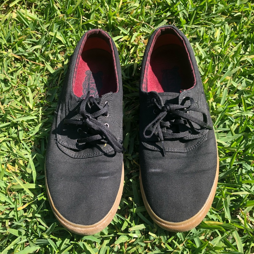 Lakai skater shoes